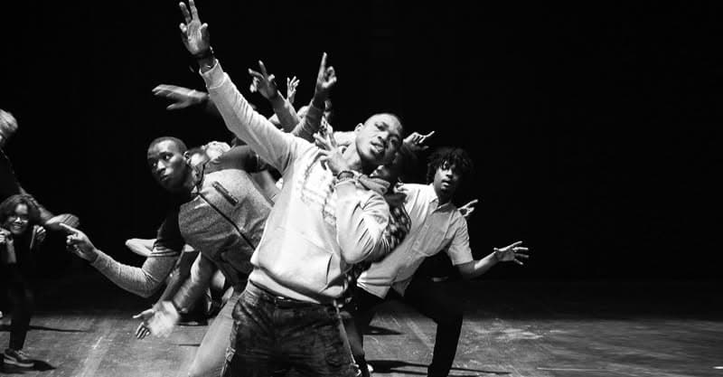 Projection et Cantine au Fenouil à Vapeur 